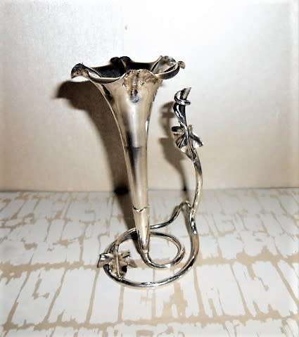 Antique Art Nouveau Silver Plated Single Trumpet Flower Epergne
