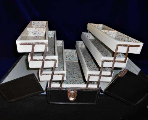 Vintage Cantilever/ Accordion Sewing/ crafts Case