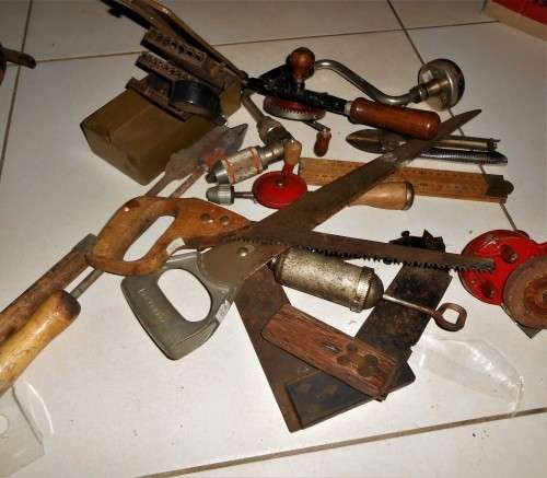 Joblot of 14 Vintage Tools