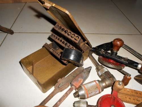 Joblot of 14 Vintage Tools