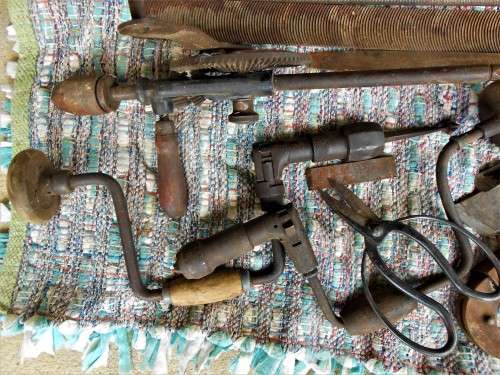 Joblot of 11 Vintage Tools