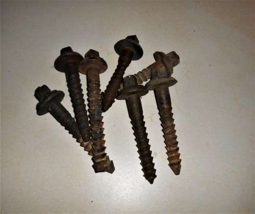 7 SAR Square Head Sleeper Spikes