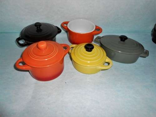 5 Condiment Bowls Styled as Pots