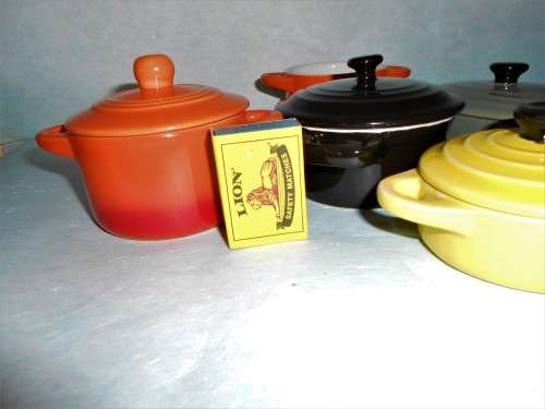 5 Condiment Bowls Styled as Pots