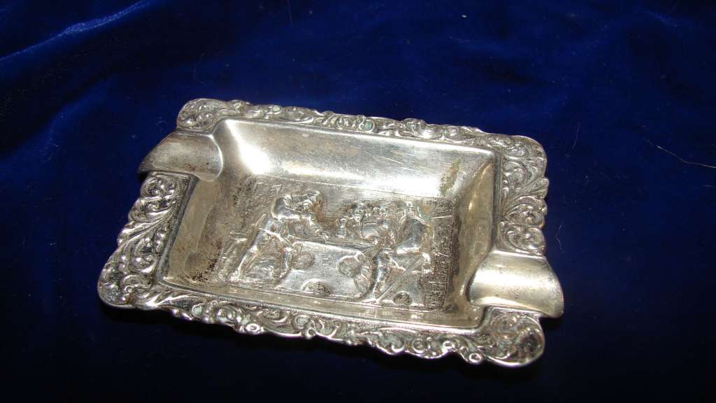 833 Silver Small Ornate Ashtray