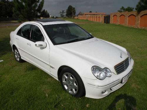 Mercedes Benz C200 Kompressor 2004 Facelift.Starting R1