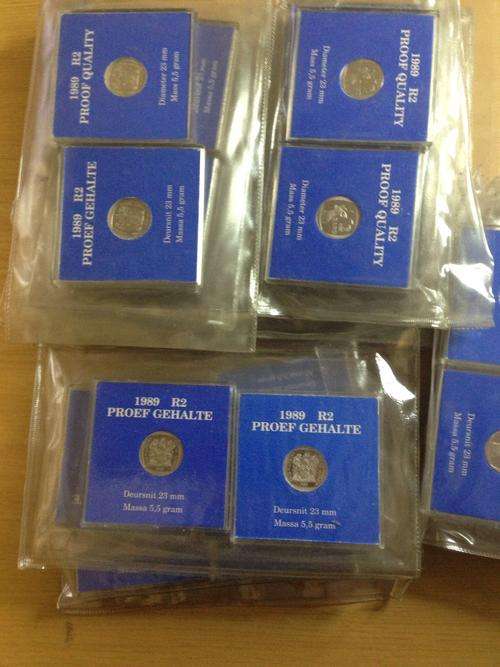 CHEAPEST ON BOB! STILL SEALED IN ORIGINAL PACKAGING AS FROM THE SA-MINT 1989 R2 PROOF