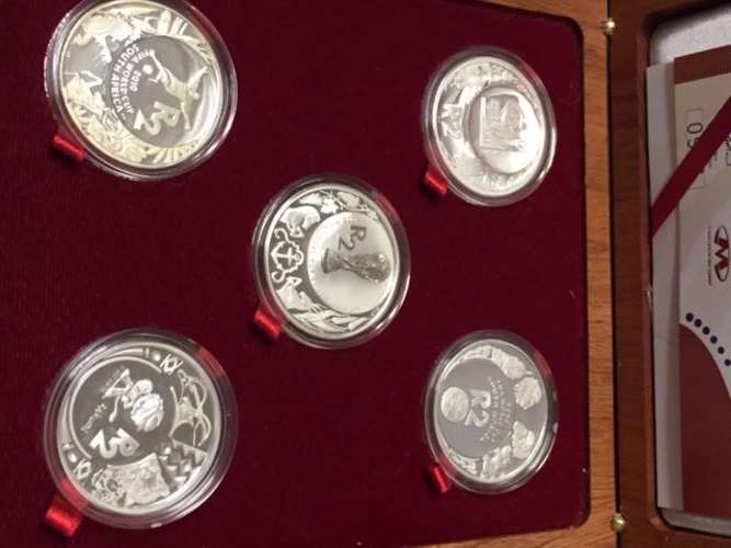 2006 - 2010 FIFA CROWN PRESTIGE R2 SET - VERY RARE SET