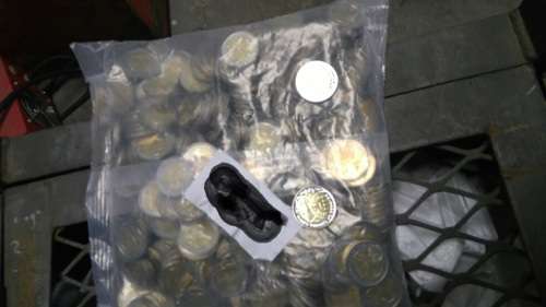 SEALED BAGS - RARE LIMITED EDITION: GRIQUA TOWN 1815-2015 R5 BI-METAL COIN.