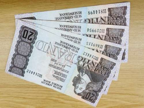 R20 Bank Notes crispy paper. Almost brand NEW. Gerhard de Kock