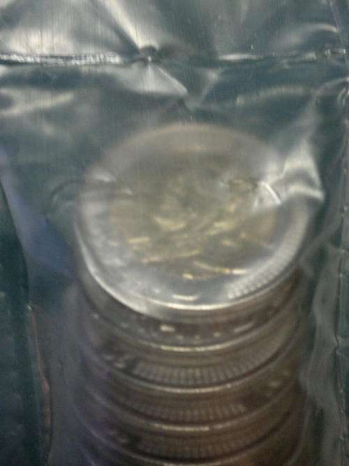 BRAND NEW UNC MANDELA R5 - SEALED IN SACHETS