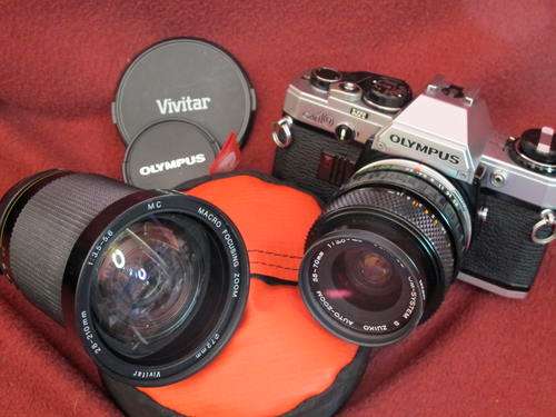 Olympus OM-10 with Zuiko 35-70mm and 28-210mm**Excellent**