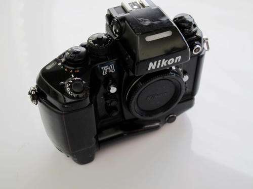 Nikon F4 with DP-20 Finder and MB-21**Good User**