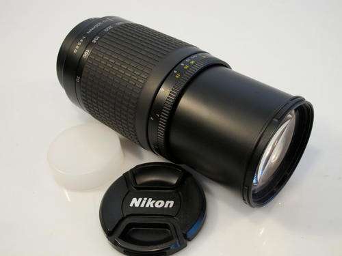 Nikon AF Nikkor 70-300mm G Zoom**Like New**