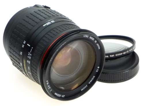 Sigma DL Hyperzoom 28-300mm with 72mm Hama +2 Close Up****Excellent,Canon*****