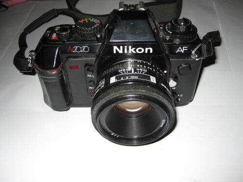 Nikon N2020 (F501)AF with 50mm f1,8 AF Nikkor lens