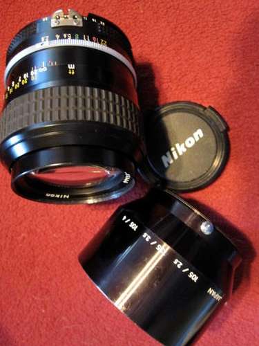 Nikon Nikkor Ai 105mm f2,5 "Fast Portrait,Excellent"
