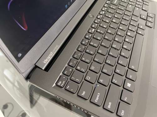 GLORIOUS GAMER !! LENOVO IDEAPAD GAMING 3 !! 6 CORE, 512GB SSD, FULL HD, NVIDIA GTX 1650 4GB !!