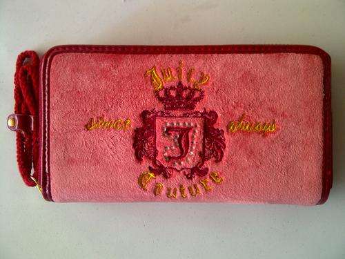 Juicy Couture Wallet 100% Authentic Full Money Back Guarantee! The Ultimate Fashion Accessory