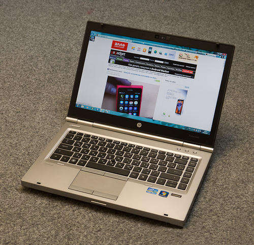 Hp 8460P A Business Masterpiece. Core i7 8GB Ram 1GB ATI Graphics.