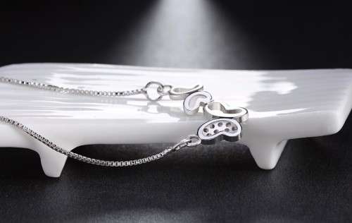 Double Butterfly Necklace Luxury AAA Austria Crystal and Platinum Plated **FREE VELVET POUCH