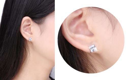 Platinum Plated 1ct Cushion Cut Cubic Zirconia Stud Earrings **FREE VELVET POUCH