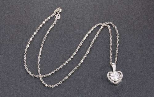 Elegant Platinum Plated 2ct Round Cut Cubic Zirconia Heart Shape Pendant Necklace**FREE VELVET POUCH