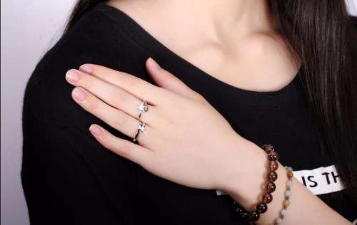 Elegant 925 Sterling Silver with 0.5ct Cubic Zirconia Resizable Ring **FREE VELVET POUCH