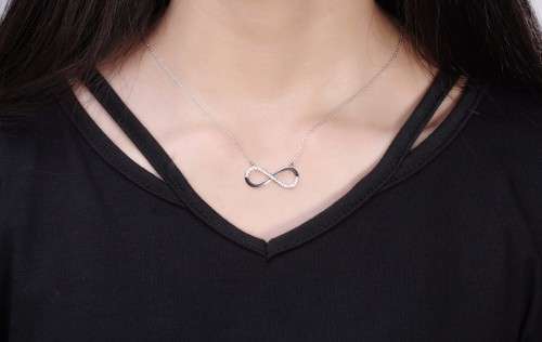 Platinum Plated Silver AAA Austrian Cubic Zirconia Infinity Necklace  **FREE VELVET POUCH
