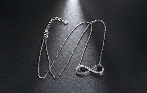 Platinum Plated Silver AAA Austrian Cubic Zirconia Infinity Necklace  **FREE VELVET POUCH