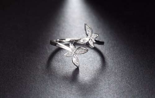 Elegant Butterfly 925 Sterling Silver with Cubic Zirconia Resizable Ring **FREE VELVET POUCH