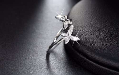 Elegant Butterfly 925 Sterling Silver with Cubic Zirconia Resizable Ring **FREE VELVET POUCH