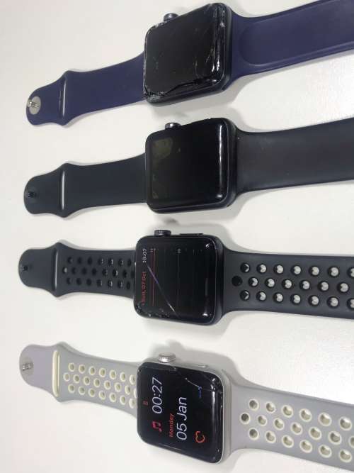 4x MENS APPLE  WATCH SERIES 2 ****FOR SPARES ****