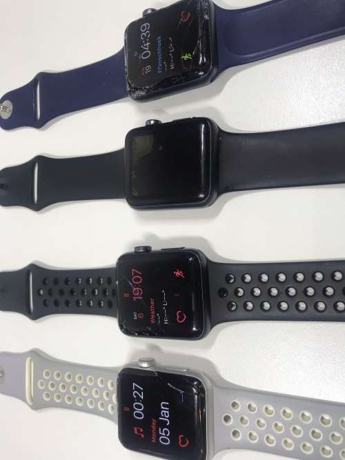 4x MENS APPLE  WATCH SERIES 2 ****FOR SPARES ****