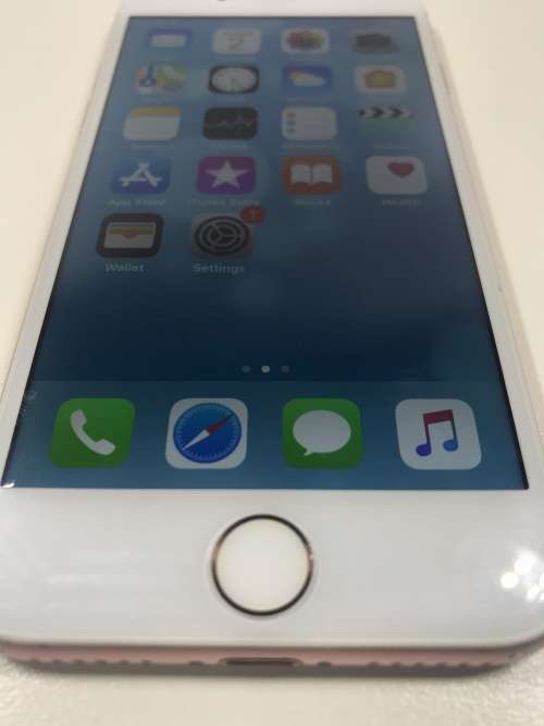 L@@K APPLE IPHONE 7 128GB UNLOCKED