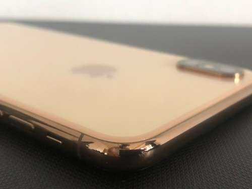 APPLE  IPHONE XS MAX 64GB UNLOCKED. PLS. READ CONDITION REPORT