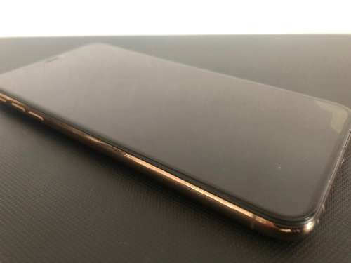 APPLE  IPHONE XS MAX 64GB UNLOCKED. PLS. READ CONDITION REPORT