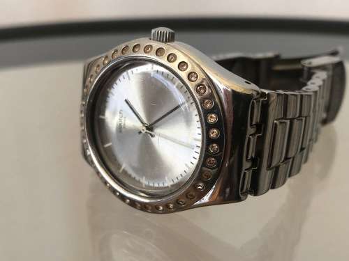 RARE SWATCH WATCH  UNISEX IN WORKING ORDER