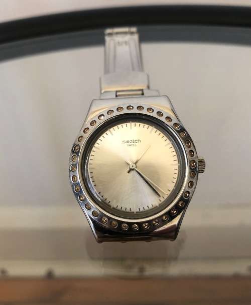 RARE SWATCH WATCH  UNISEX IN WORKING ORDER