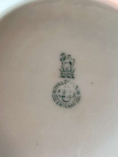 A VARIETY OF ROYAL CORONATION PORCELAIN FROM MEAKIN, DOULTON, PARAGON CHINA