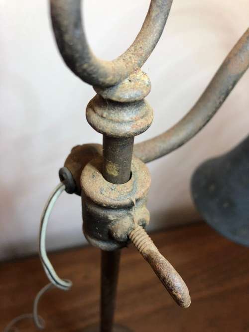 A RARE EDWARDIAN ANTIQUE RISE AND FALL INDUSTRIAL LAMP