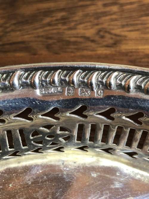 A TRIO OF  EDWARDIAN STERLING SILVER BONBON DISHES CIRCA 1906