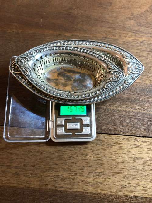 A TRIO OF  EDWARDIAN STERLING SILVER BONBON DISHES CIRCA 1906
