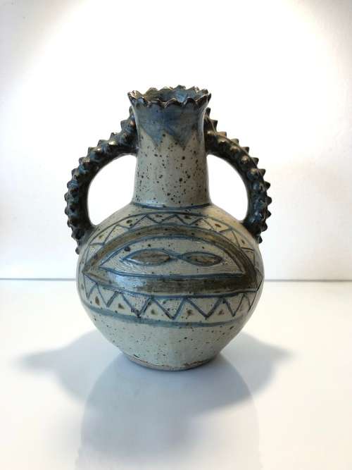 RORKES DRIFT POTTERY SIGNED BY THE ARTIST