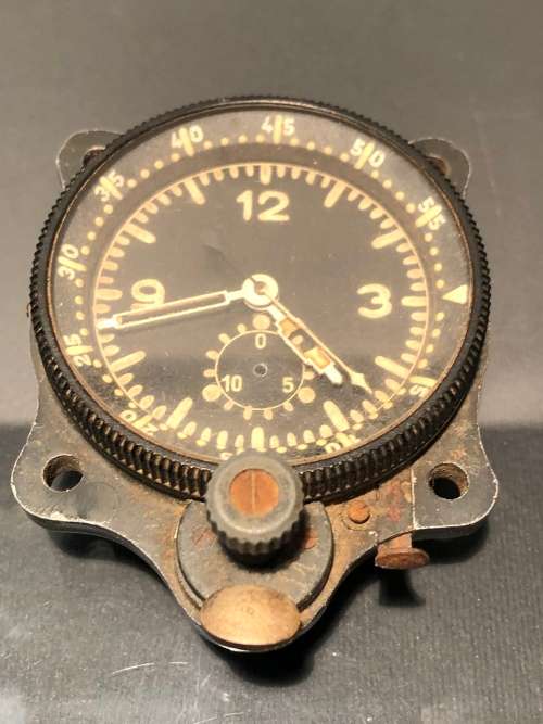 A GERMAN WW2 JUNGHANS J30BZ AIRCRAFT CLOCK ( NON WORKING)