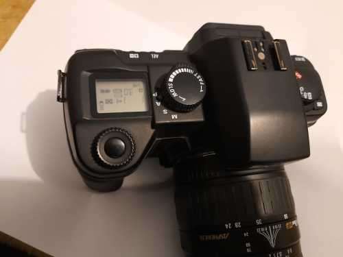 SIGMA SD10 Digital SLR Camera and 24-70mm The camera is working but will sell as is.