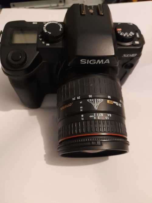 SIGMA SD10 Digital SLR Camera and 24-70mm The camera is working but will sell as is.