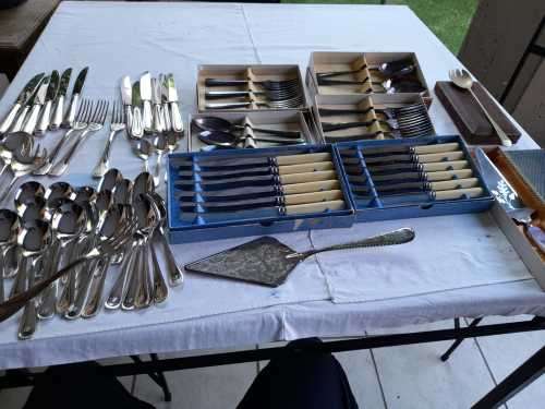 Cutlery from Itely and Vintage Sheffield bone handle cutlery as a lot