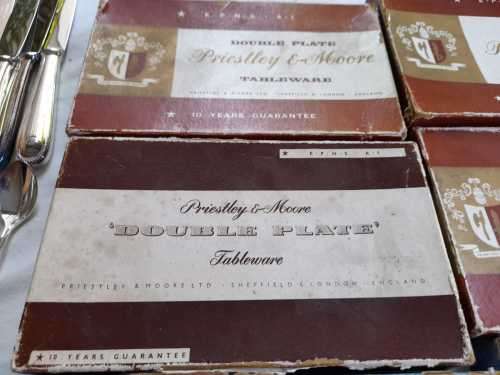 Cutlery from Itely and Vintage Sheffield bone handle cutlery as a lot