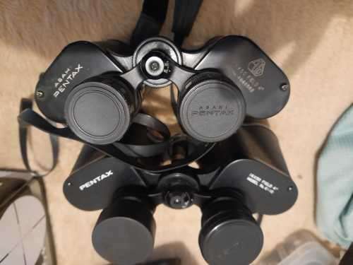 COLLECTION OF 2 VINTAGE ASAHI PENTAX  BINOCULARS IN WORKING ORDER